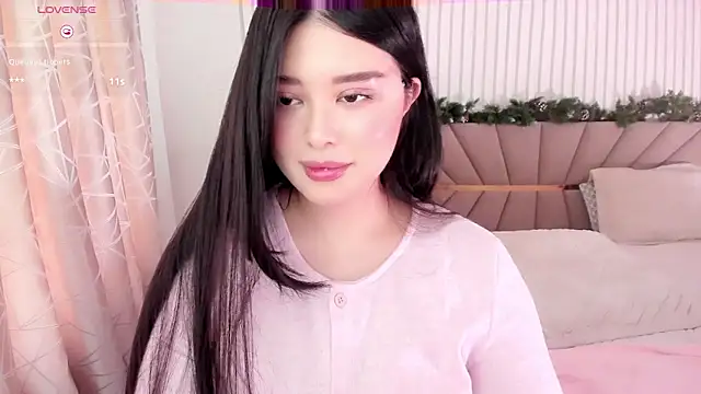 Snapshot of tenderlybaee chatting on January 2025 08:13:02 AM tenderlybaee online show from January 2025 08:13:02 AM