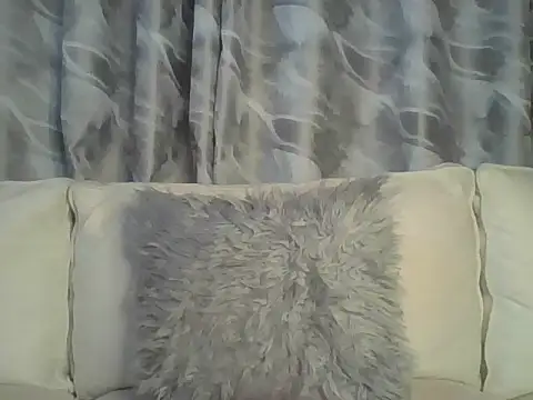 Snapshot of Chocolate_queen2 chatting on December 2024 03:37:01 AM Chocolate queen2 online show from December 2024 03:37:01 AM