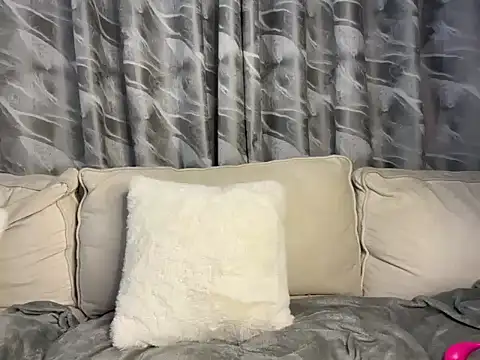 Snapshot of Chocolate_queen2 chatting on October 2025 07:20:01 AM Chocolate queen2 online show from October 2025 07:20:01 AM