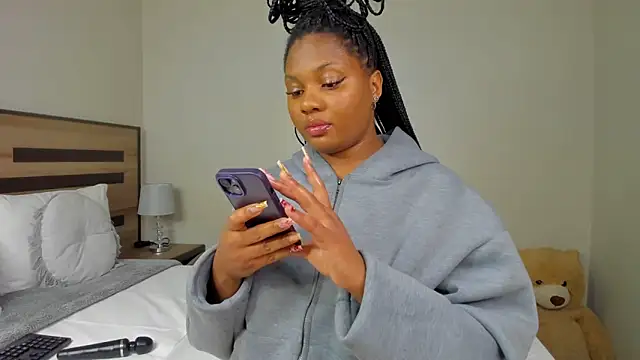 Renee-18 online show from May 2026 11:34:01 PM
