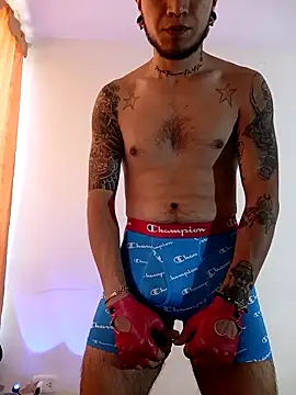 Dicaprioo  online show from February 2026 04:07:02 PM