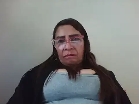 Snapshot of LITLESTAR chatting on December 2024 08:07:02 PM LITLESTAR online show from December 2024 08:07:02 PM