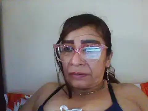 Snapshot of LITLESTAR chatting on December 2024 10:04:02 PM LITLESTAR online show from December 2024 10:04:02 PM