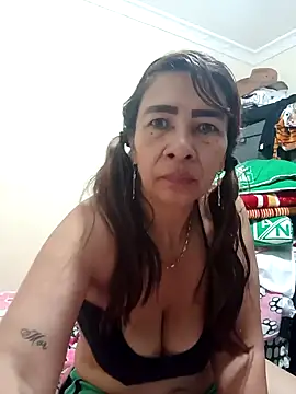 Snapshot of LITLESTAR chatting on January 2025 03:53:02 PM LITLESTAR online show from January 2025 03:53:02 PM