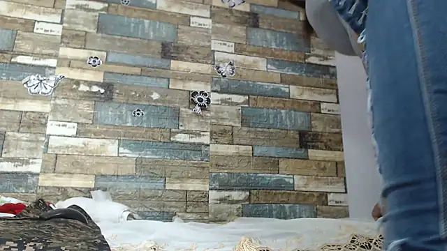 Snapshot of LITLESTAR chatting on February 2025 06:45:02 PM LITLESTAR online show from February 2025 06:45:02 PM