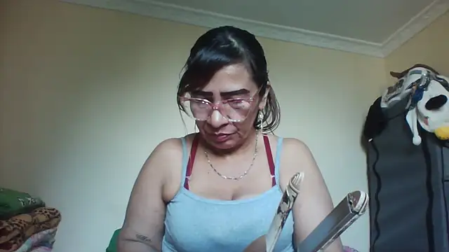 Snapshot of LITLESTAR chatting on February 2025 07:39:01 PM LITLESTAR online show from February 2025 07:39:01 PM