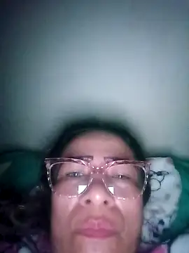 Snapshot of LITLESTAR chatting on September 2025 06:40:01 PM LITLESTAR online show from September 2025 06:40:01 PM