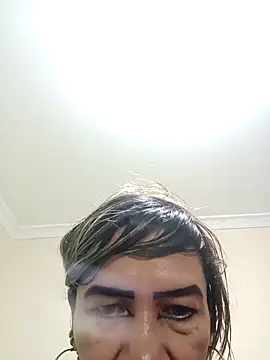 Snapshot of LITLESTAR chatting on October 2025 07:12:02 PM LITLESTAR online show from October 2025 07:12:02 PM