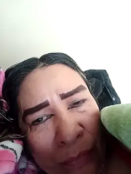 Snapshot of LITLESTAR chatting on October 2025 05:35:01 PM LITLESTAR online show from October 2025 05:35:01 PM