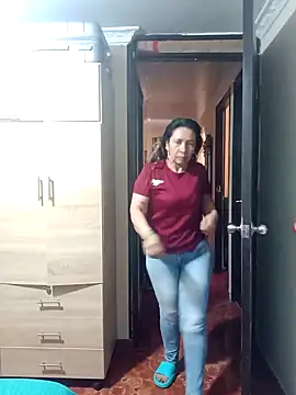 Snapshot of LITLESTAR chatting on November 2025 01:33:02 PM LITLESTAR online show from November 2025 01:33:02 PM