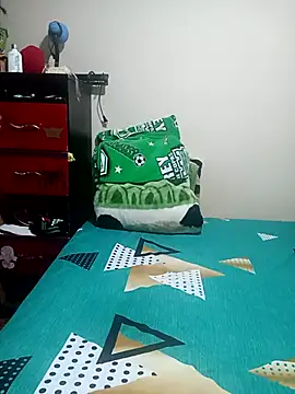 Snapshot of LITLESTAR chatting on December 2025 03:52:01 PM LITLESTAR online show from December 2025 03:52:01 PM