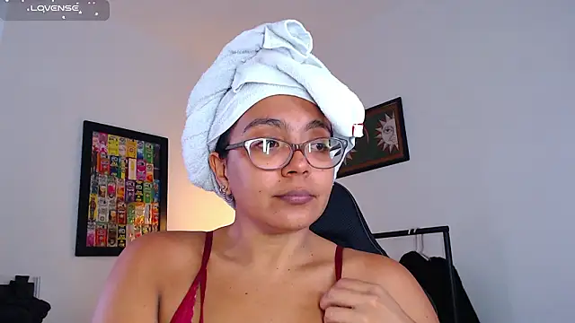 Snapshot of Rachell__420 chatting on March 2026 10:17:02 PM Rachell 420 online show from March 2026 10:17:02 PM