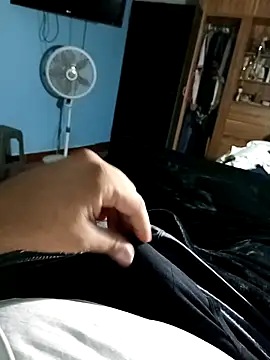 Snapshot of GILBERTHOR92 chatting on January 2026 05:33:02 AM GILBERTHOR92 online show from January 2026 05:33:02 AM