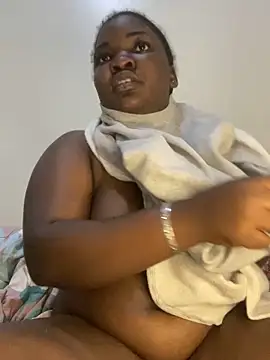 Snapshot of sweet18creamybigpussy chatting on October 2025 09:27:01 PM sweet18creamybigpussy online show from October 2025 09:27:01 PM