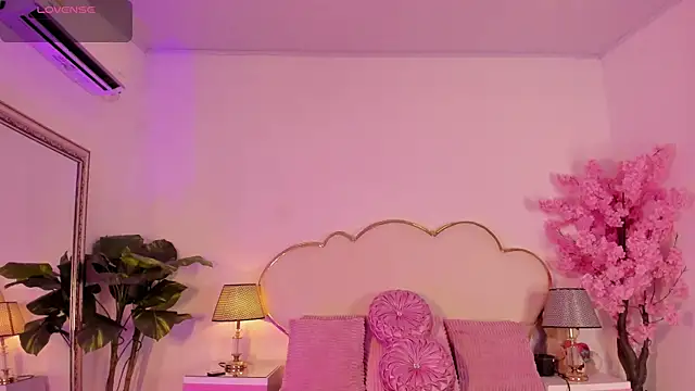 CahitlinBell online show from May 2026 05:56:01 AM