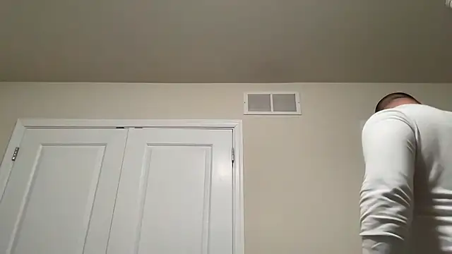 SluggishChase99 online show from December 2024 11:38:02 PM