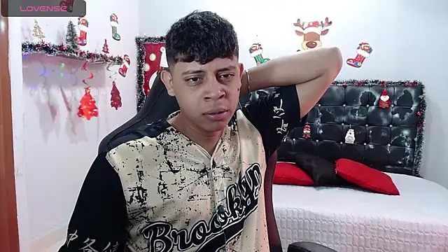 Snapshot of Wiiliam_20 chatting on January 2025 02:18:01 PM Wiiliam 20 online show from January 2025 02:18:01 PM