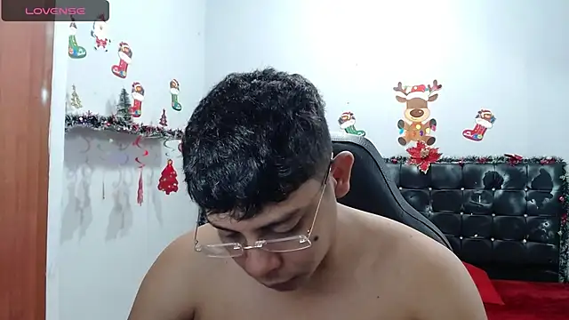 Snapshot of Wiiliam_20 chatting on January 2025 02:14:01 PM Wiiliam 20 online show from January 2025 02:14:01 PM