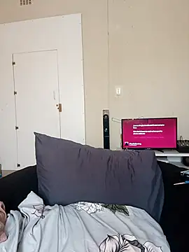 Snapshot of PerfectionBerrie chatting on October 2025 10:13:01 AM PerfectionBerrie online show from October 2025 10:13:01 AM