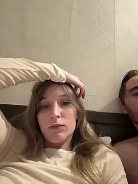 Snapshot of _Lora_Palmer chatting on December 2024 05:18:02 PM Lora Palmer online show from December 2024 05:18:02 PM