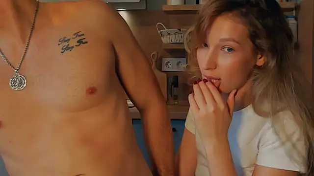 Snapshot of _Lora_Palmer chatting on October 2025 10:06:01 AM Lora Palmer online show from October 2025 10:06:01 AM