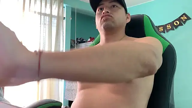 Snapshot of Allen_ibe chatting on February 2025 03:10:01 PM Allen ibe online show from February 2025 03:10:01 PM