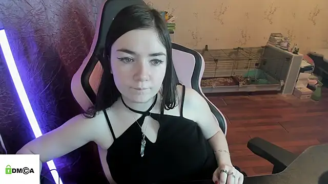 Crazy forest fairy online show from April 2026 02:31:01 AM