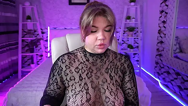 Snapshot of GabbieJay chatting on April 2026 12:23:01 PM GabbieJay online show from April 2026 12:23:01 PM