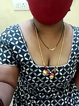 Snapshot of Indian-sweety chatting on January 2025 07:38:02 AM Indian-sweety online show from January 2025 07:38:02 AM