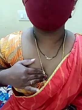 Snapshot of Indian-sweety chatting on February 2025 07:24:02 AM Indian-sweety online show from February 2025 07:24:02 AM