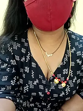 Snapshot of Indian-sweety chatting on February 2025 05:24:02 AM Indian-sweety online show from February 2025 05:24:02 AM