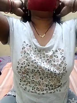 Snapshot of Indian-sweety chatting on March 2025 01:12:01 PM Indian-sweety online show from March 2025 01:12:01 PM