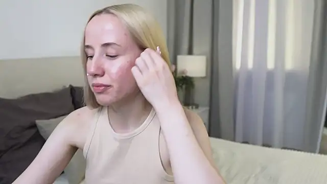 Cassie Kelman online show from November 2025 09:14:01 PM