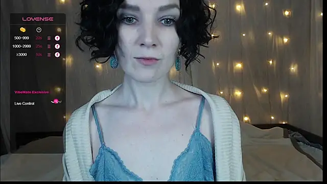 TinaWince online show from December 2024 05:04:01 AM