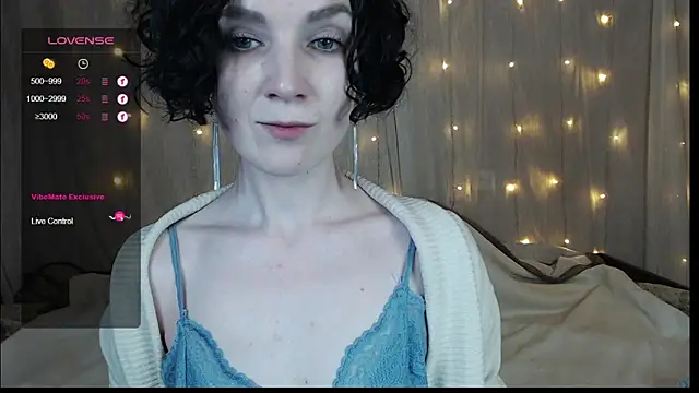 TinaWince online show from January 2025 08:00:02 AM