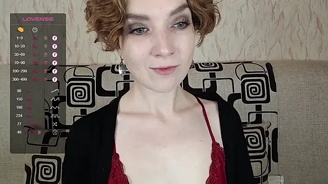 TinaWince online show from October 2025 04:44:02 AM