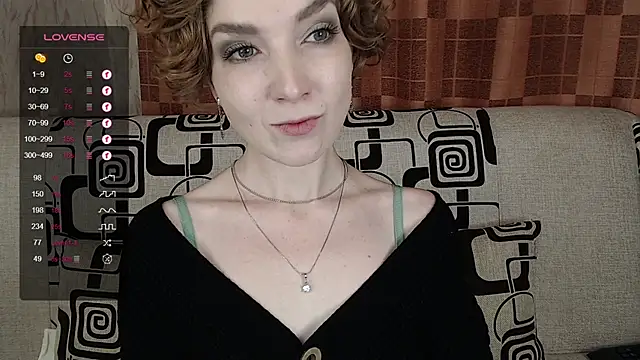 TinaWince online show from November 2025 04:55:02 AM