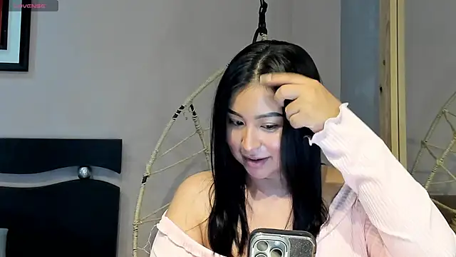  alaiasmile  online show from September 2025 04:09:02 PM