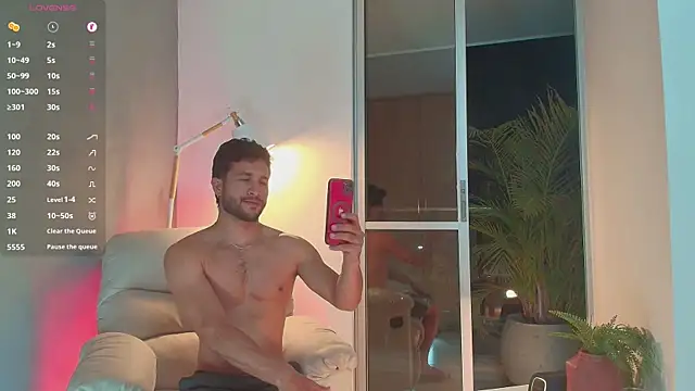 Valentinoford online show from January 2025 05:29:01 AM