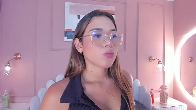 mara brooks online show from March 2025 07:05:02 PM