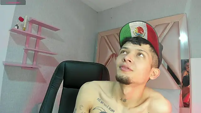 Snapshot of kendalltaylorr chatting on February 2025 03:24:01 AM kendalltaylorr online show from February 2025 03:24:01 AM