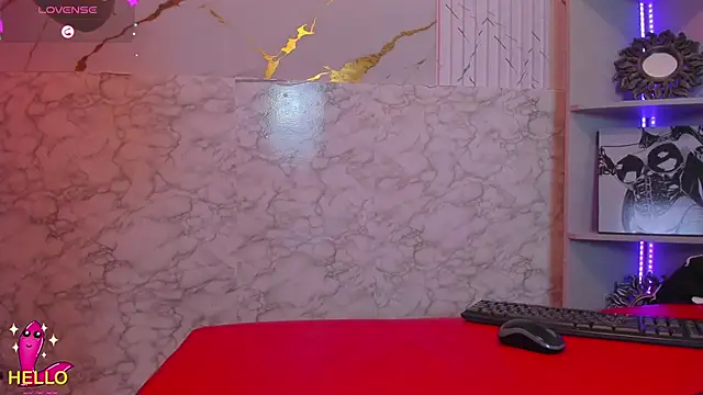 Snapshot of kendalltaylorr chatting on March 2025 09:18:02 AM kendalltaylorr online show from March 2025 09:18:02 AM