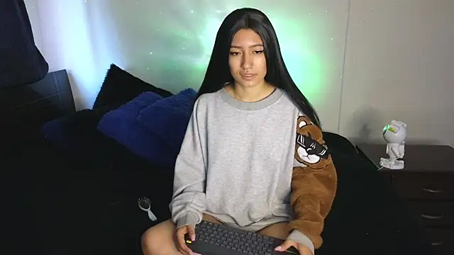 tony and sophia online show from December 2024 11:18:01 AM