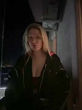 Teya moon  online show from March 2025 02:30:02 AM