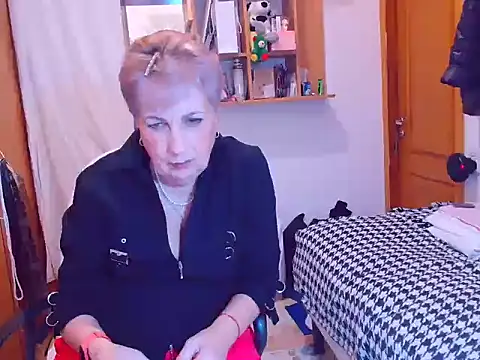 Victoria5643 online show from February 2025 08:03:01 PM