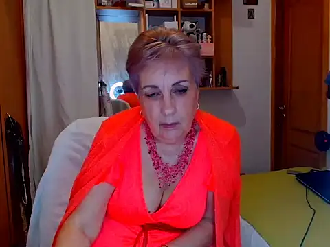 Victoria5643 online show from March 2025 08:48:01 PM