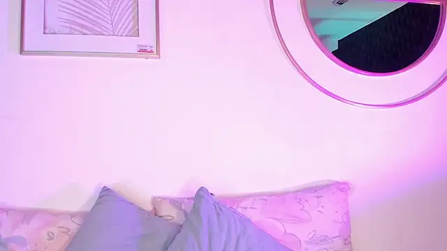 Anneth  M online show from February 2025 07:47:01 PM