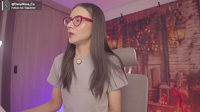 DanyNova Co online show from November 2025 09:25:02 PM