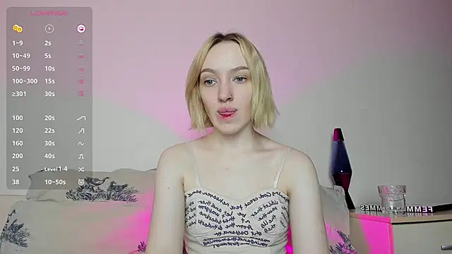 Snapshot of cheryl_mason chatting on December 2024 12:26:02 AM cheryl mason online show from December 2024 12:26:02 AM