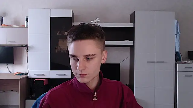 angryzan online show from December 2024 11:04:01 AM